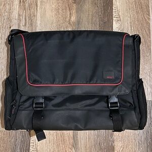Belkin Laptop Bag NWT